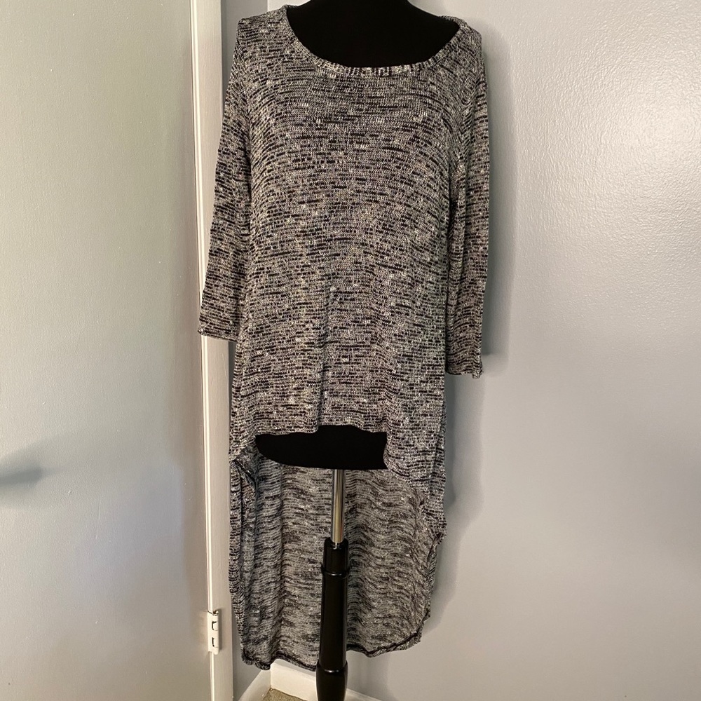 NWT Women’s High Long Sweater size Medium